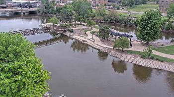 Weather camera view of City of Elgin.