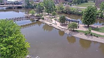 Weather camera view of City of Elgin.