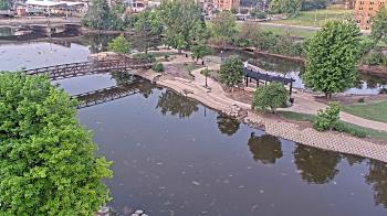 Weather camera view of City of Elgin.