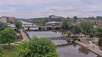 Weather camera view of City of Elgin.