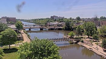 Weather camera view of City of Elgin.