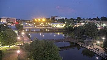 Weather camera view of City of Elgin.