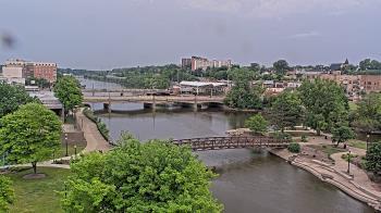 Weather camera view of City of Elgin.