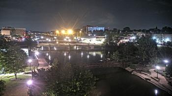 Weather camera view of City of Elgin.