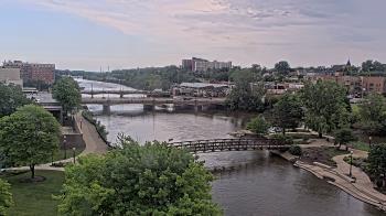 Weather camera view of City of Elgin.