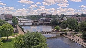 Weather camera view of City of Elgin.