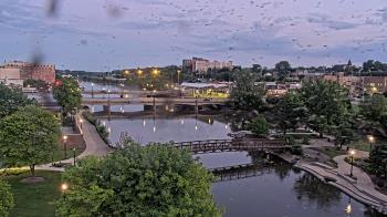 Weather camera view of City of Elgin.