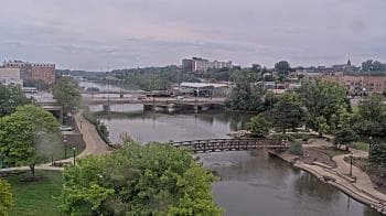 Weather camera view of City of Elgin.