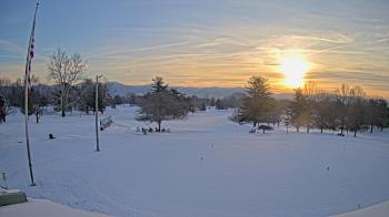 Weather camera view of Elks Country Club.
