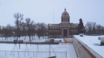 Weather camera view of Ellendale HS.