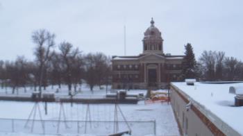 Weather camera view of Ellendale HS.