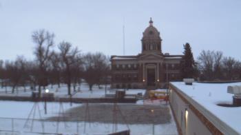 Weather camera view of Ellendale HS.