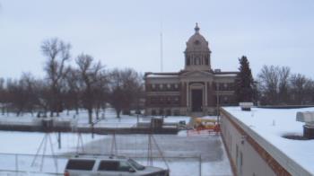 Weather camera view of Ellendale HS.