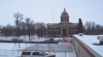 Weather camera view of Ellendale HS.