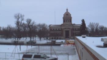 Weather camera view of Ellendale HS.