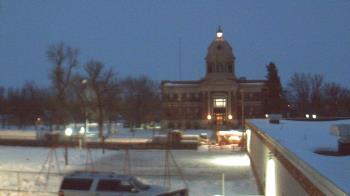 Weather camera view of Ellendale HS.