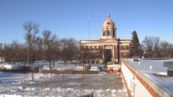 Weather camera view of Ellendale HS.