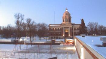Weather camera view of Ellendale HS.