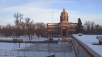 Weather camera view of Ellendale HS.