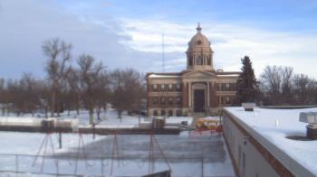 Weather camera view of Ellendale HS.
