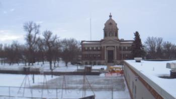 Weather camera view of Ellendale HS.
