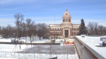 Weather camera view of Ellendale HS.