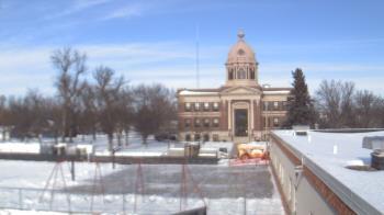 Weather camera view of Ellendale HS.