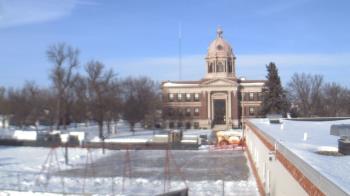 Weather camera view of Ellendale HS.