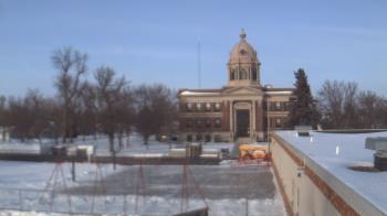 Weather camera view of Ellendale HS.