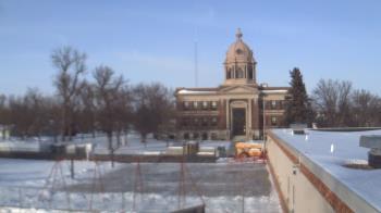 Weather camera view of Ellendale HS.