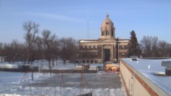 Weather camera view of Ellendale HS.