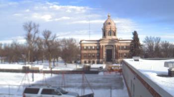 Weather camera view of Ellendale HS.