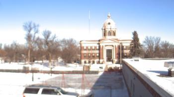 Weather camera view of Ellendale HS.