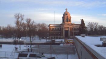 Weather camera view of Ellendale HS.