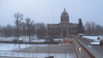 Weather camera view of Ellendale HS.