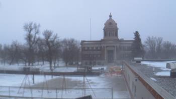 Weather camera view of Ellendale HS.