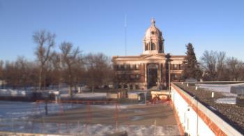 Weather camera view of Ellendale HS.