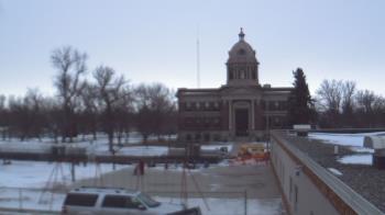 Weather camera view of Ellendale HS.