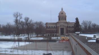 Weather camera view of Ellendale HS.