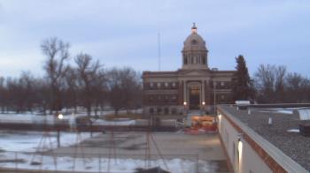Weather camera view of Ellendale HS.