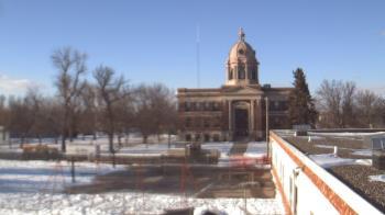 Weather camera view of Ellendale HS.