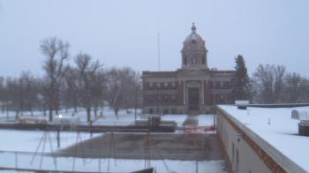 Weather camera view of Ellendale HS.