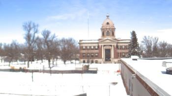 Weather camera view of Ellendale HS.