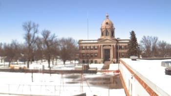 Weather camera view of Ellendale HS.