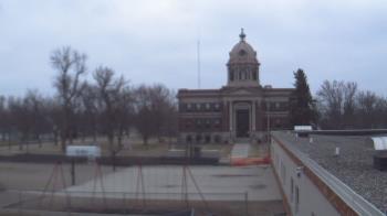 Weather camera view of Ellendale HS.