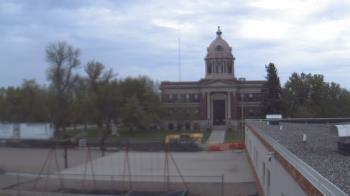 Weather camera view of Ellendale HS.