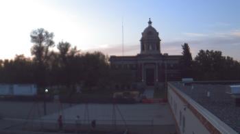 Weather camera view of Ellendale HS.