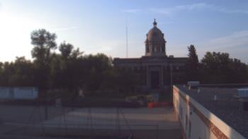 Weather camera view of Ellendale HS.