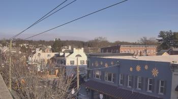 Weather camera view of Elizabethtown Public Library.