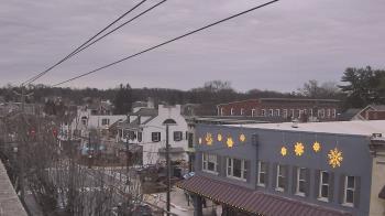 Weather camera view of Elizabethtown Public Library.